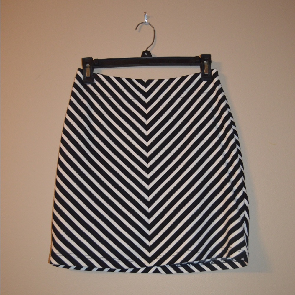 Patterned Mini Skirt